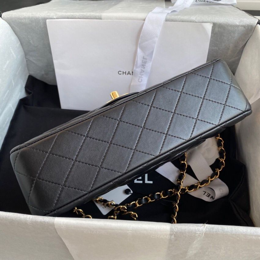 Medium Ch**el Classic Handbag