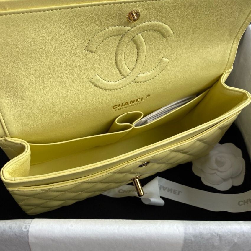Medium Ch**el Classic Handbag