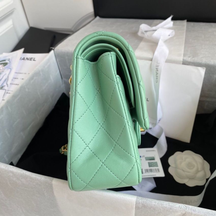 Medium Ch**el Classic Handbag