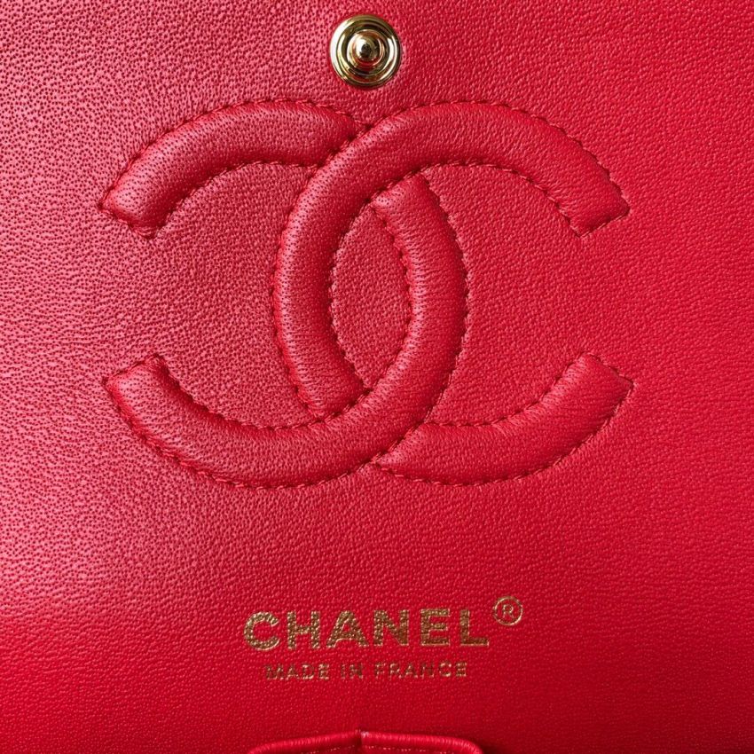 Medium Ch**el Classic Handbag