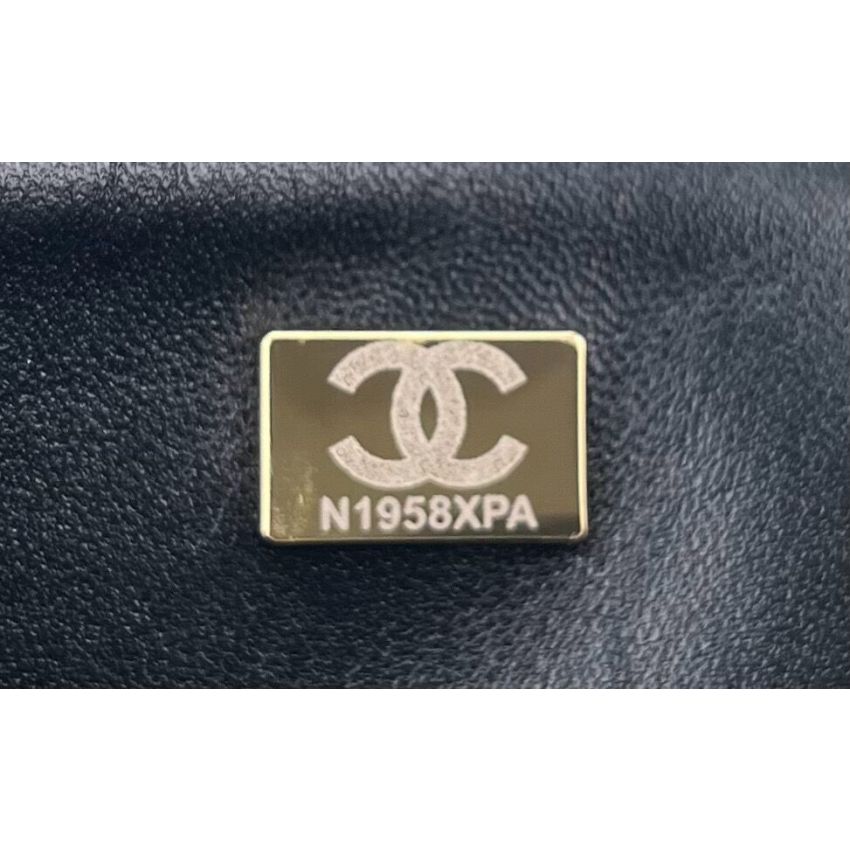 Medium Ch**el Classic Handbag