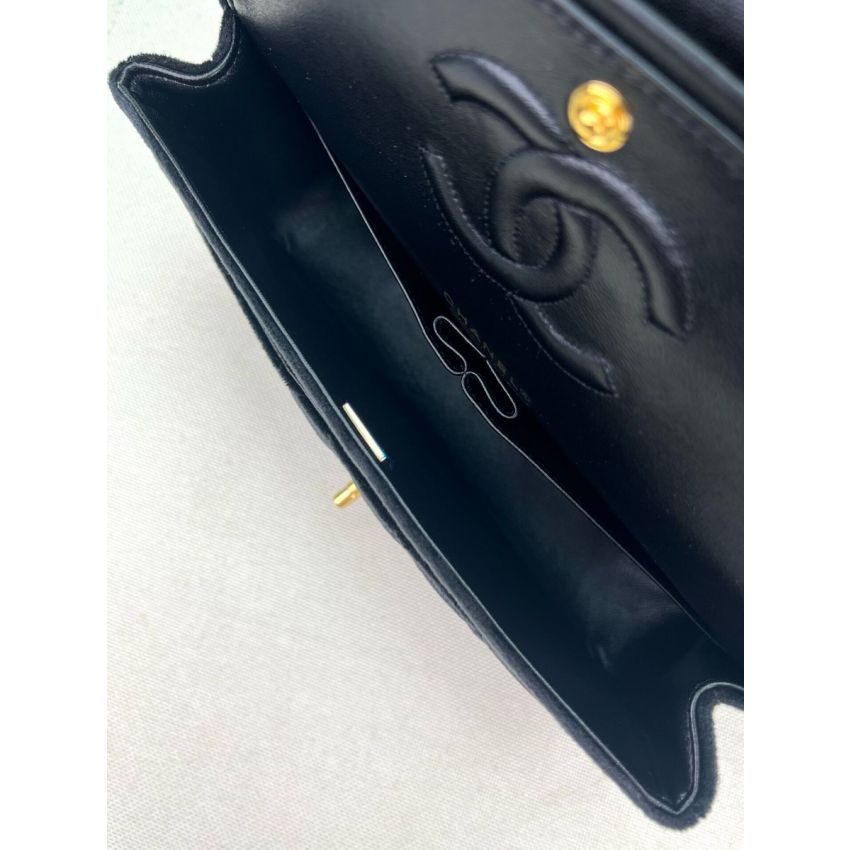 Medium Ch**el Classic Handbag