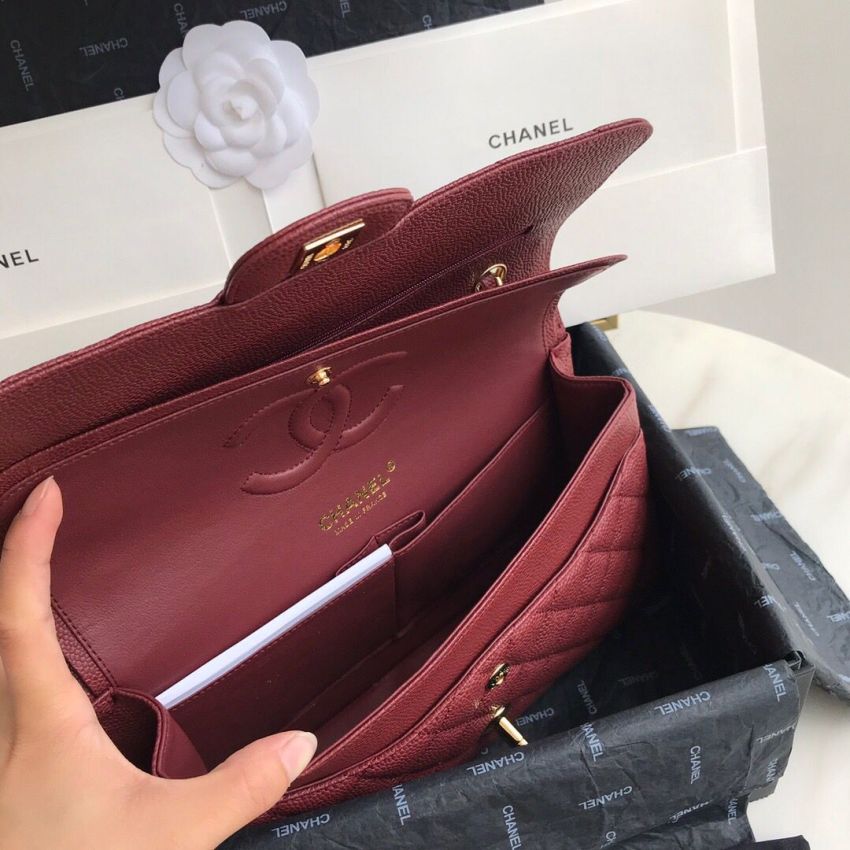 Medium Ch**el Classic Handbag in Grained Leather