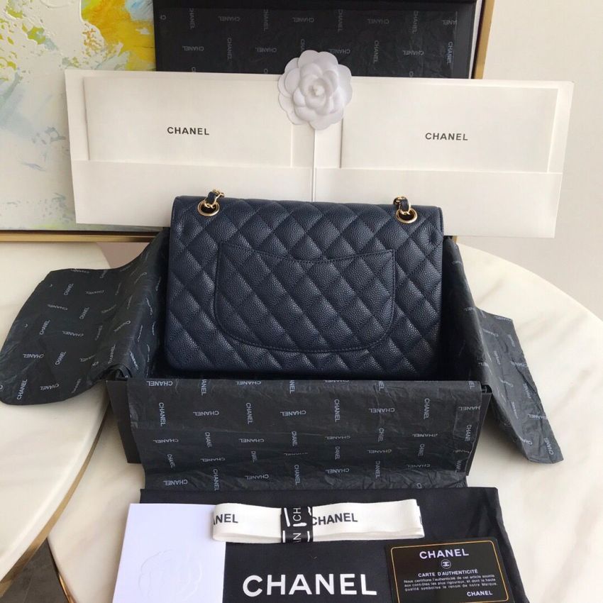 Medium Ch**el Classic Handbag in Grained Leather