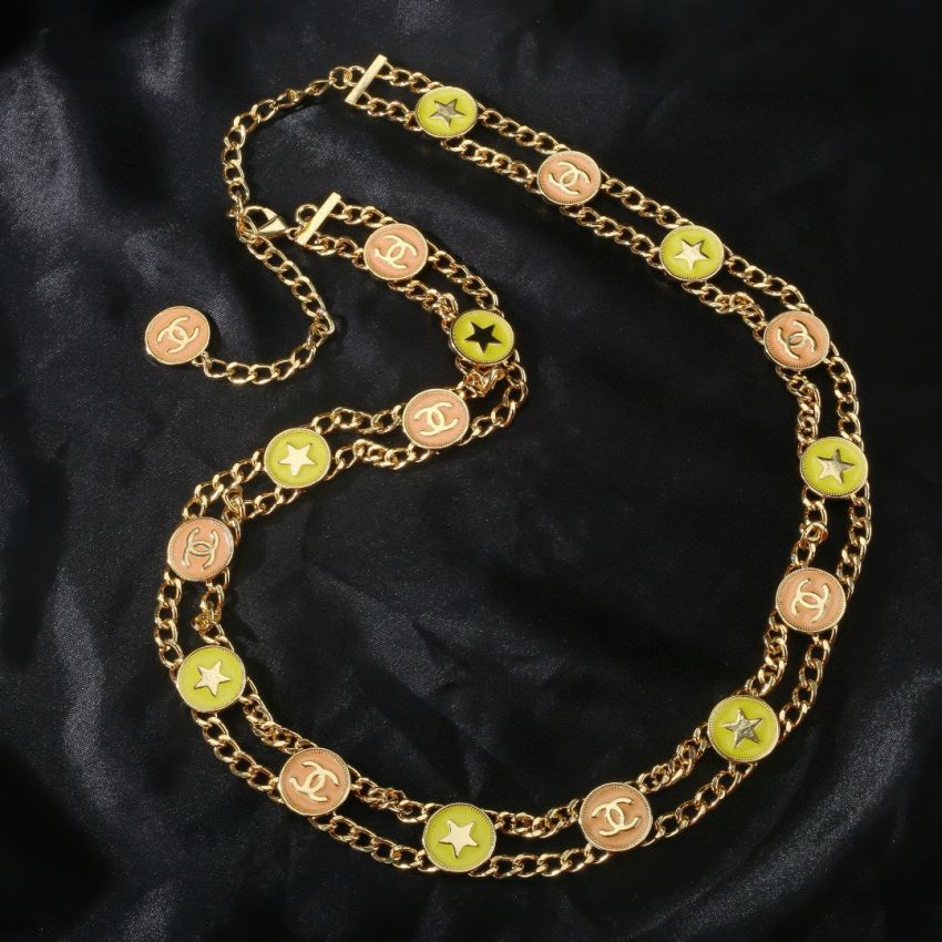 Ch**el Chain belt