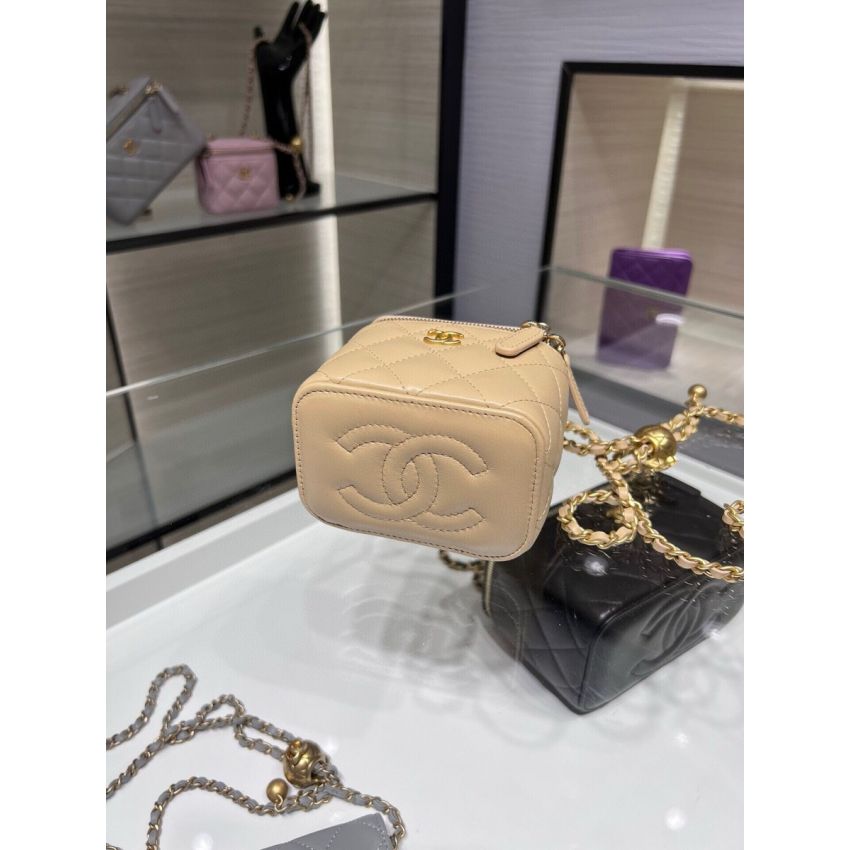 Ch**el Clutch with Chain