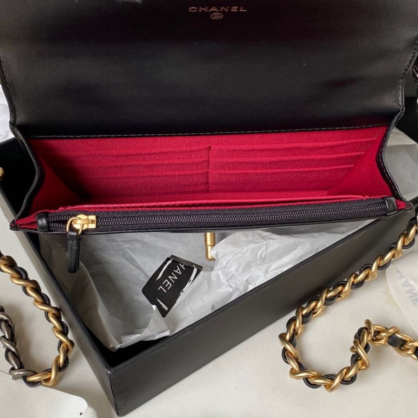 Ch**el 19 Wallet on Chain