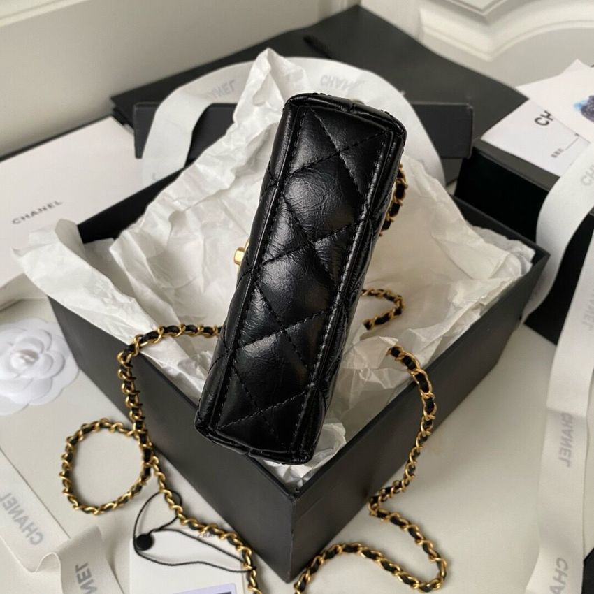 Ch**el Clutch with Chain