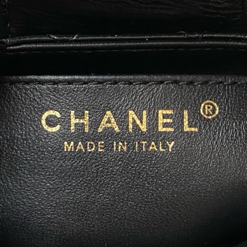 Ch**el Clutch with Chain