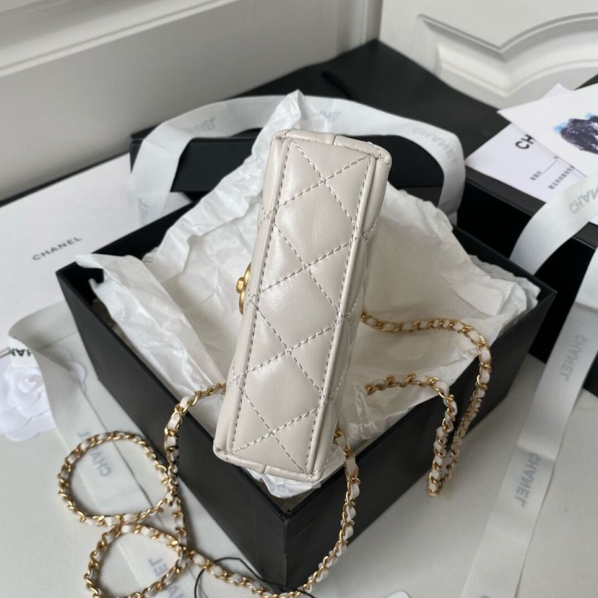 Ch**el Clutch with Chain