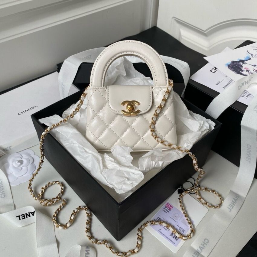 Ch**el Clutch with Chain
