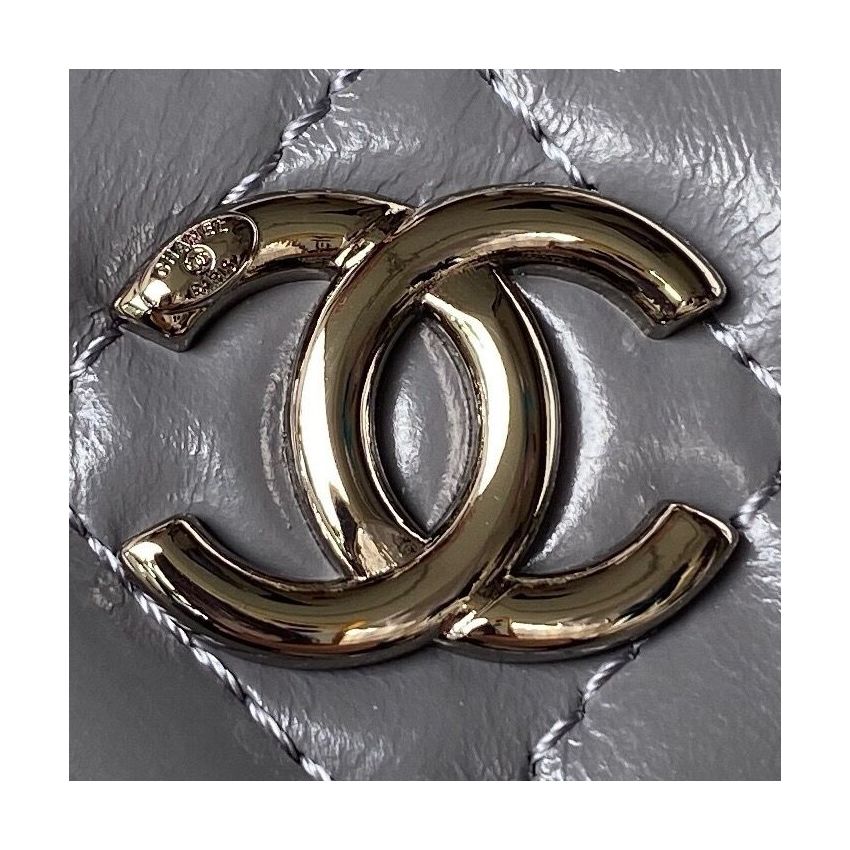 Ch**el Clutch with Chain