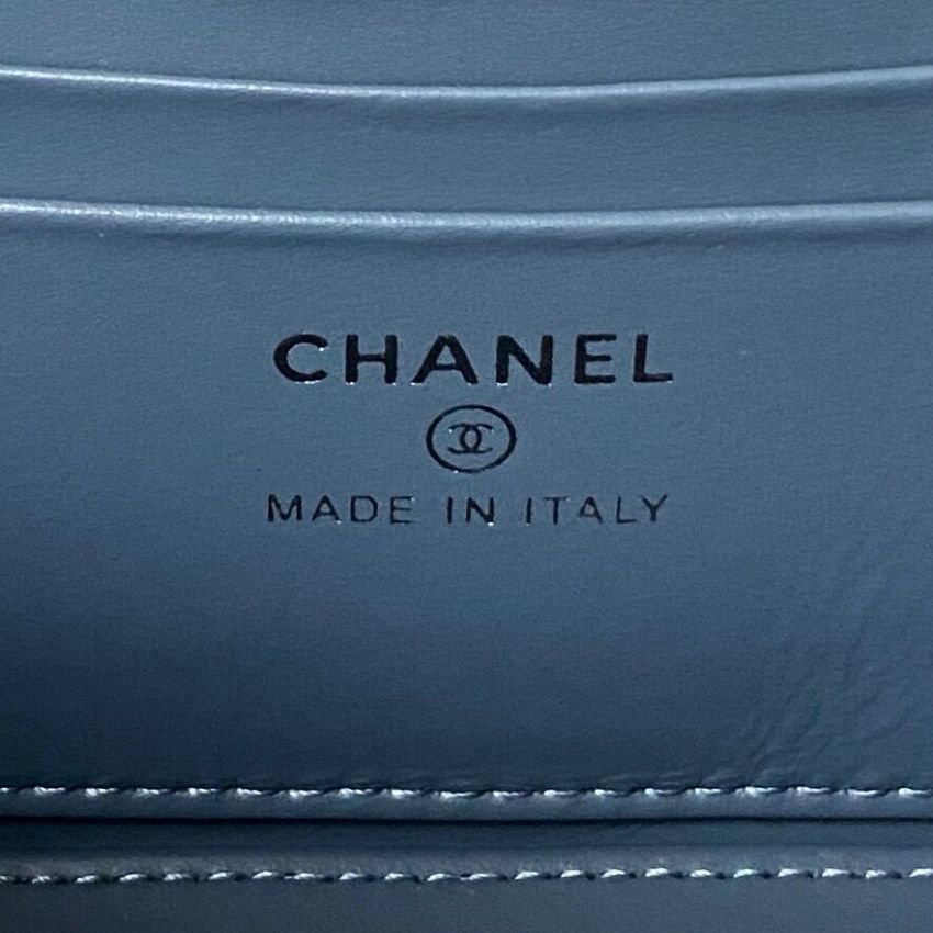 Ch**el Clutch with Chain