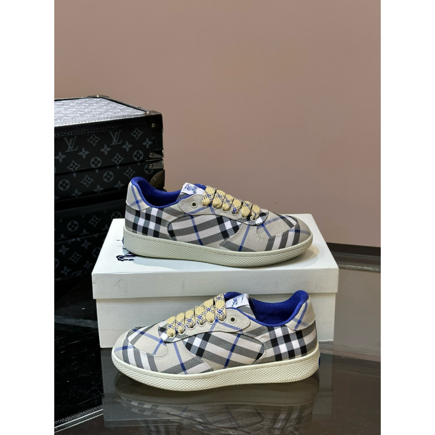 Bv*b*rry Sneaker, Size 35-46