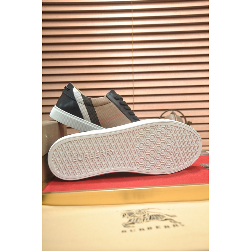Bv*b*rry Sneaker, Size 35-46