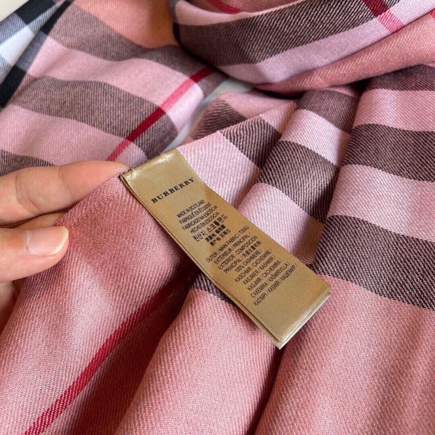 Buerberry Soft Cashmere Scarf