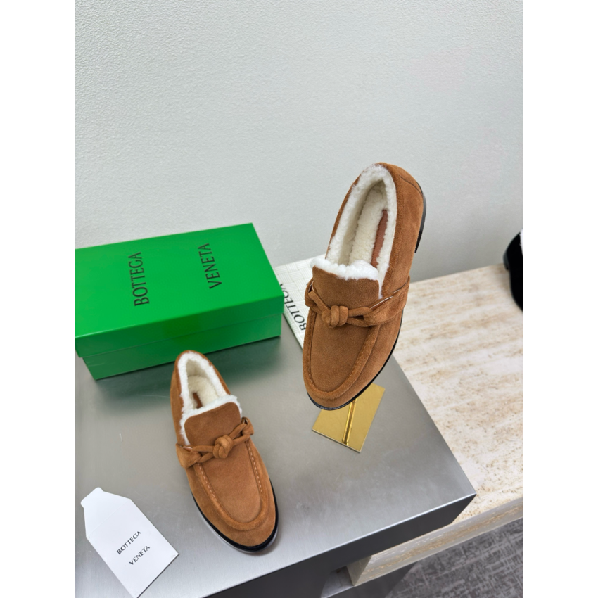 B0tt*ga Ven*ta Women's Loafer, Size 35-45