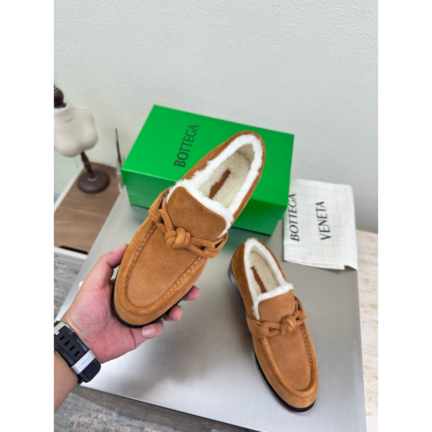 B0tt*ga Ven*ta Women's Loafer, Size 35-45