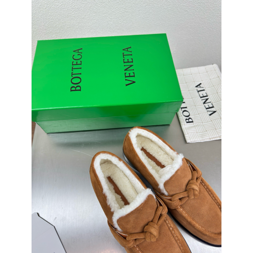 B0tt*ga Ven*ta Women's Loafer, Size 35-45