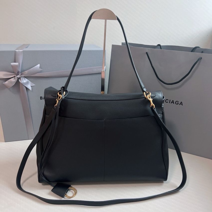 Ba1en*iaga Rodeo Large Handbag- Black