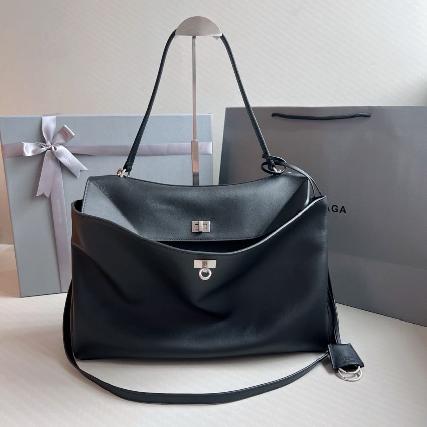 Ba1en*iaga Rodeo Large Handbag- Black