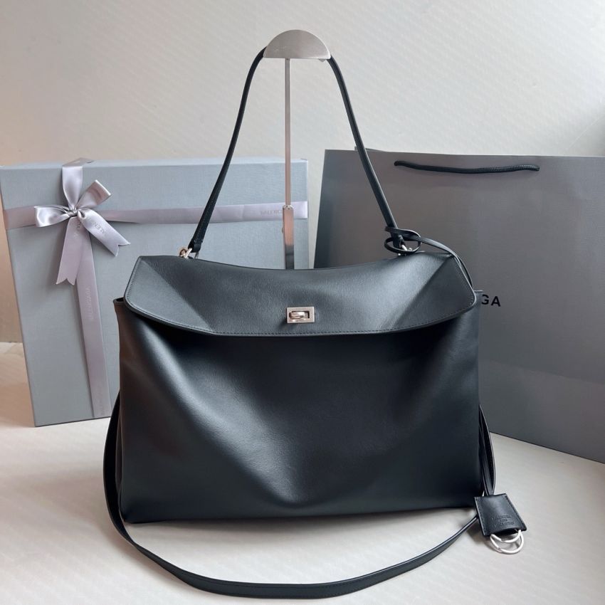 Ba1en*iaga Rodeo Large Handbag- Black