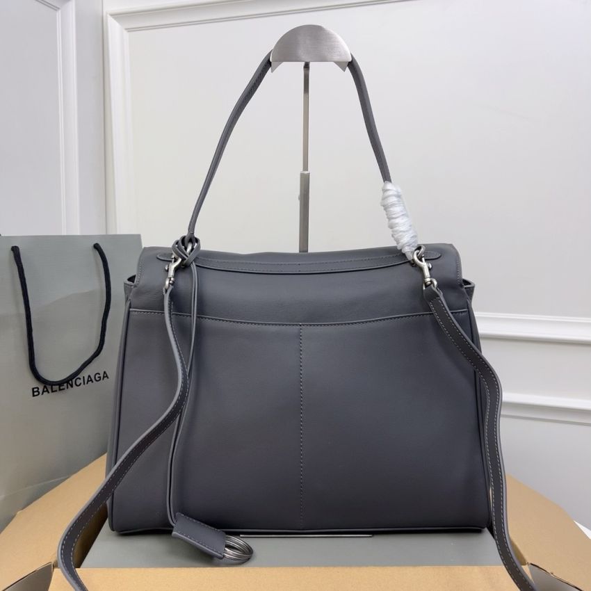 Ba1en*iaga Rodeo Medium Handbag in Grey