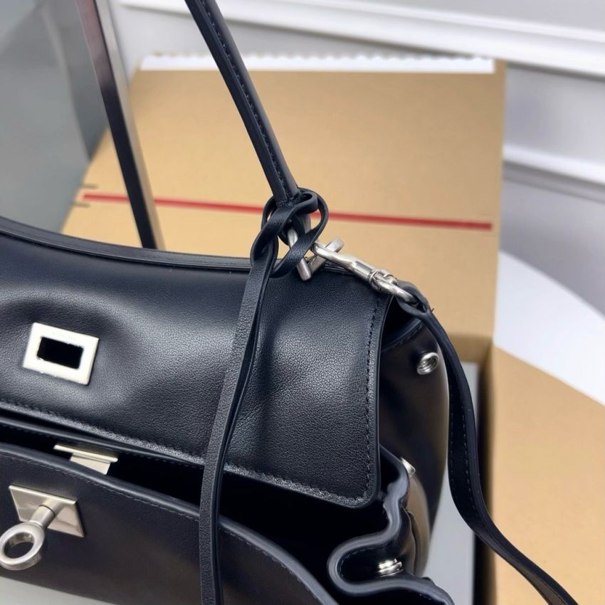 Ba1en*iaga Rodeo Small  Handbag- Black
