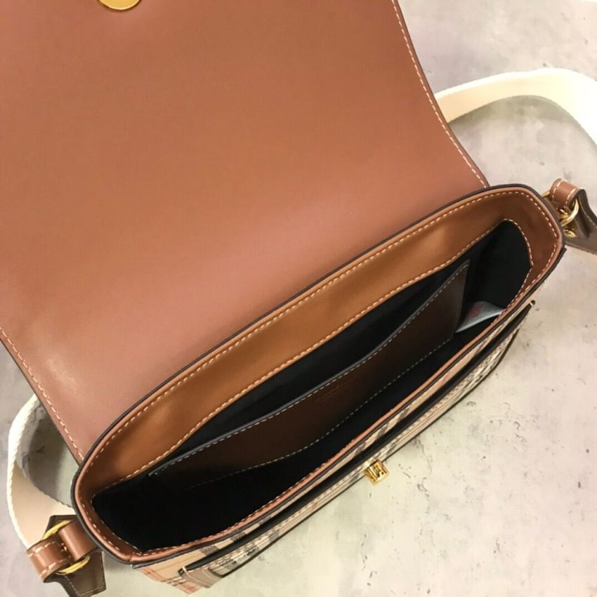 Bv*b*rry Check Note Bag