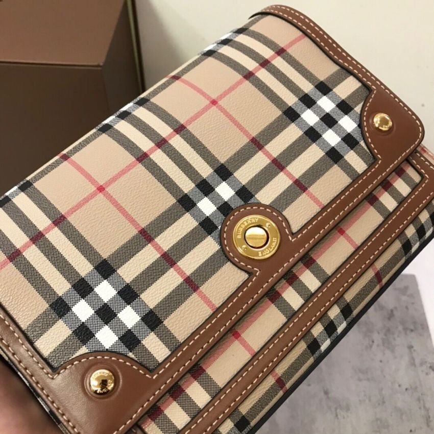 Bv*b*rry Check Note Bag