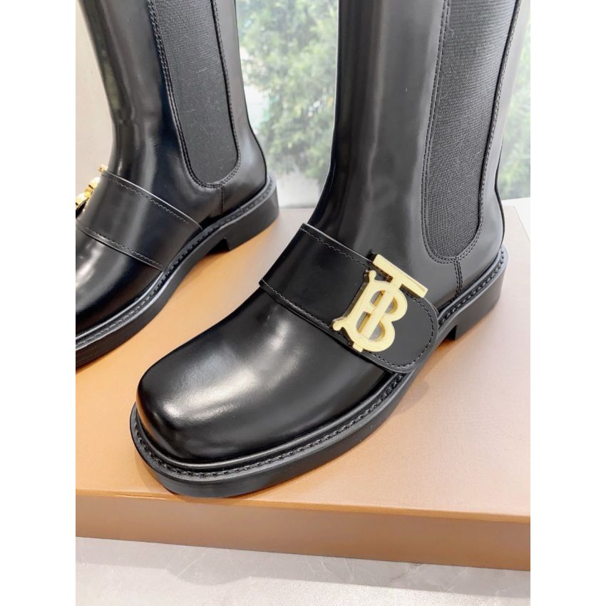 Bv*b*rry Boots