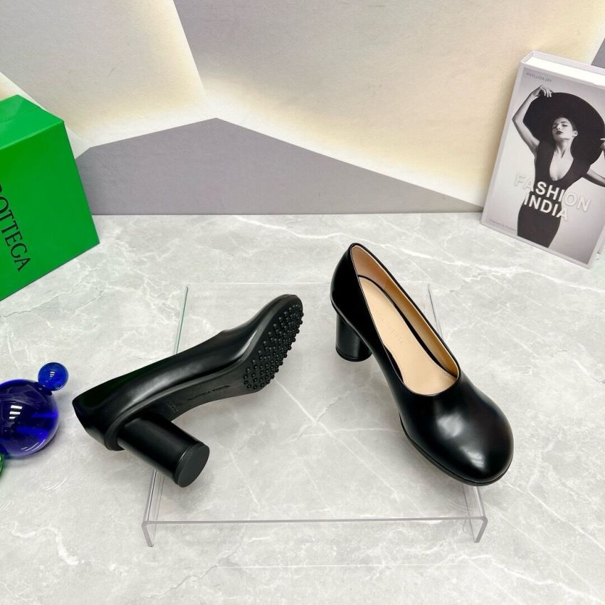 B0tt*ga Ven*ta Pumps, Size 35-41