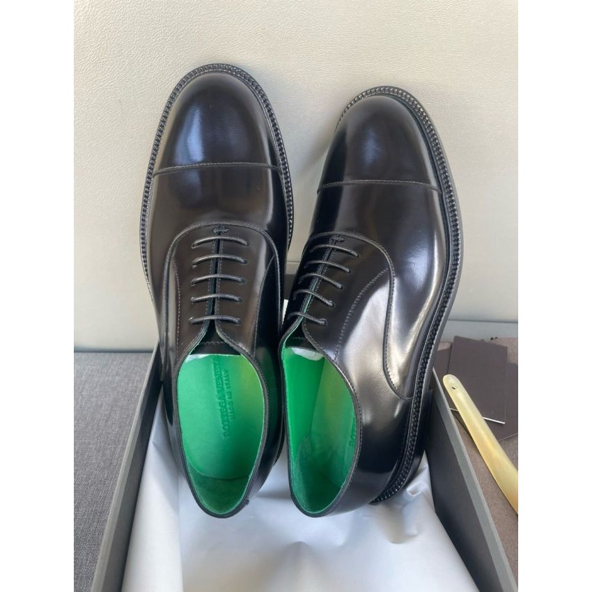 B0tt*ga Ven*ta Leather shoe for Men