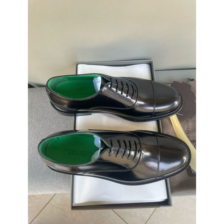 B0tt*ga Ven*ta Leather shoe for Men