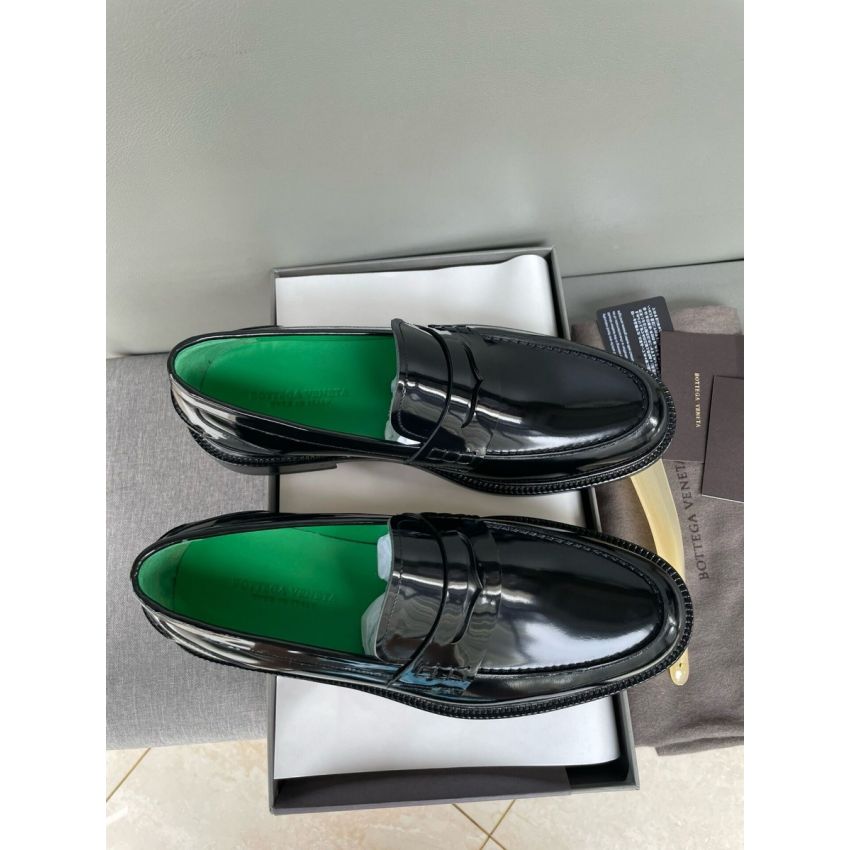 B0tt*ga Ven*ta Leather shoe for Men