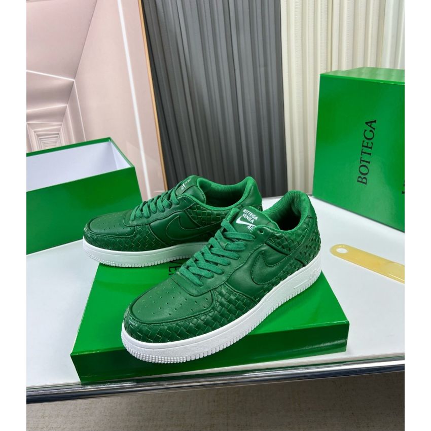 B0tt*ga Ven*ta Leather shoes for Men