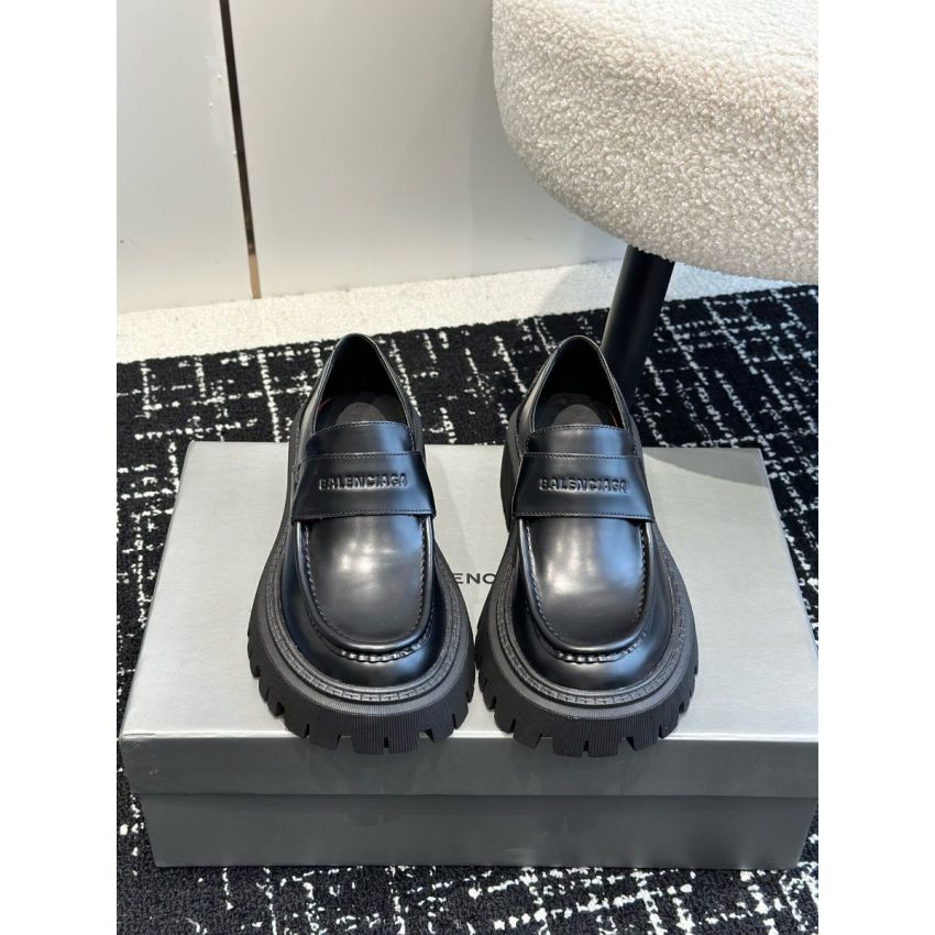 Ba1en*iaga Mocassin