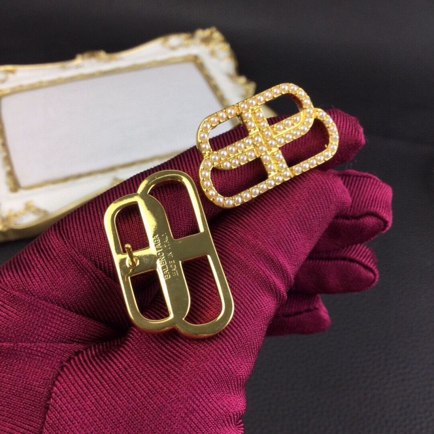 Ba1en*iaga Earrings