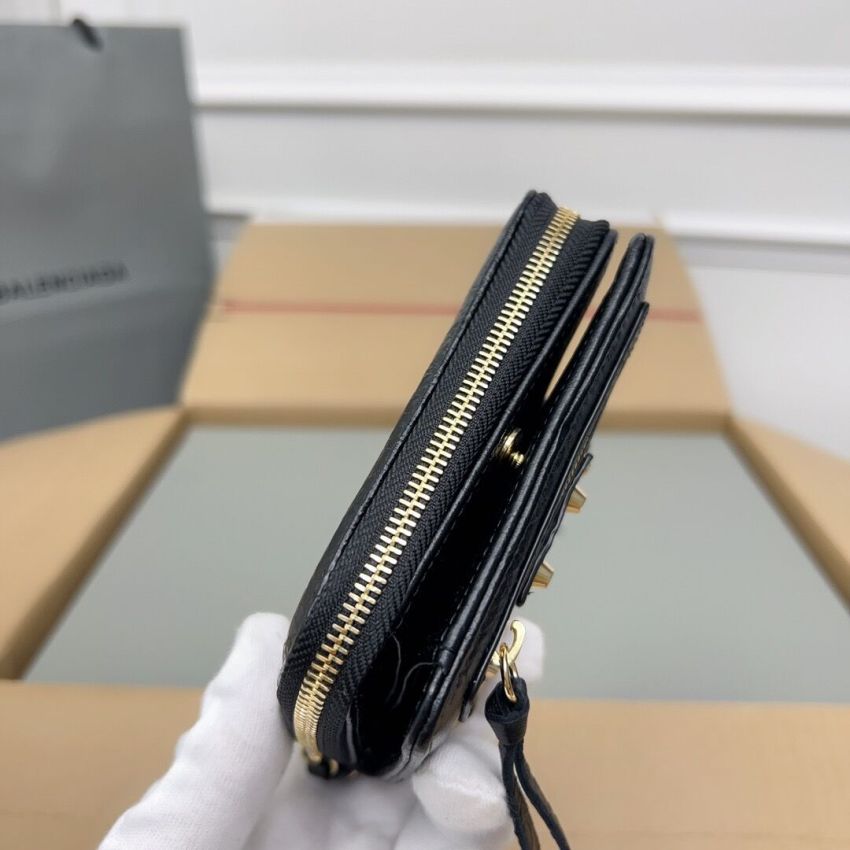 Ba1en*iaga Compact Wallet