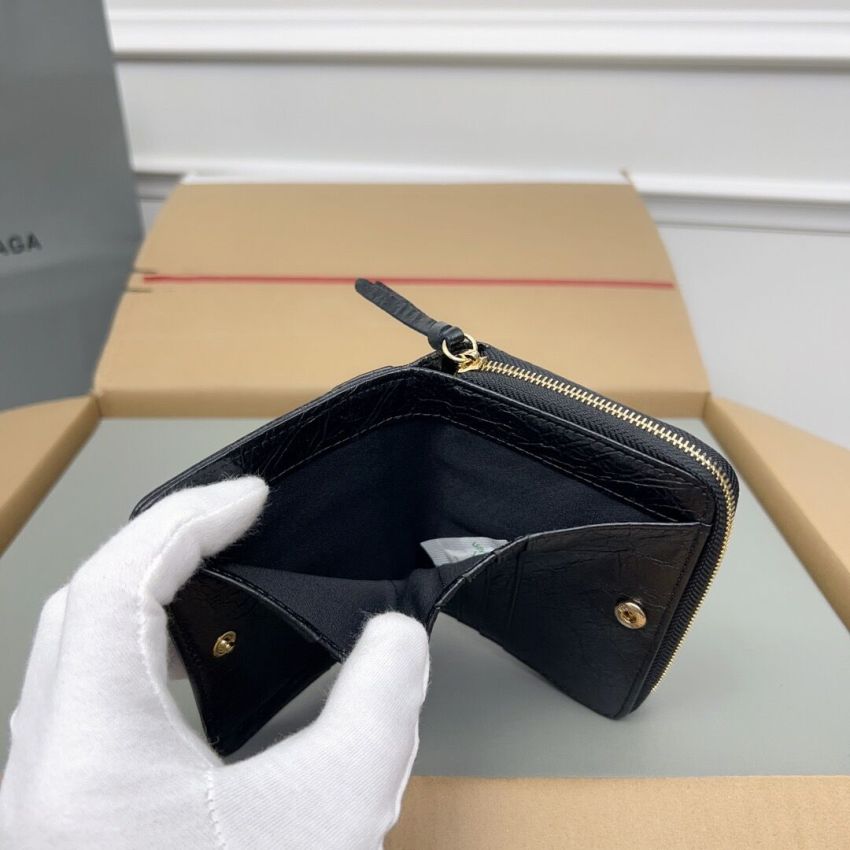 Ba1en*iaga Compact Wallet