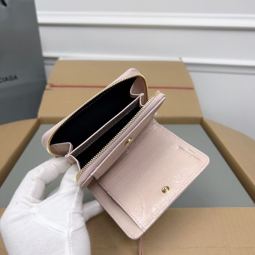 Ba1en*iaga Compact Wallet
