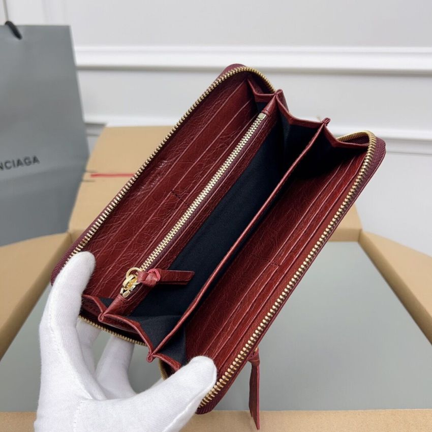 Ba1en*iaga Zippy Wallet