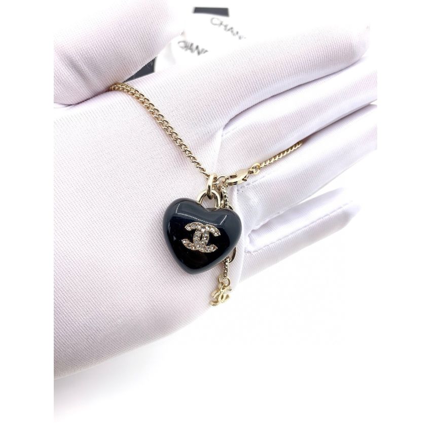 Ch**el Necklace