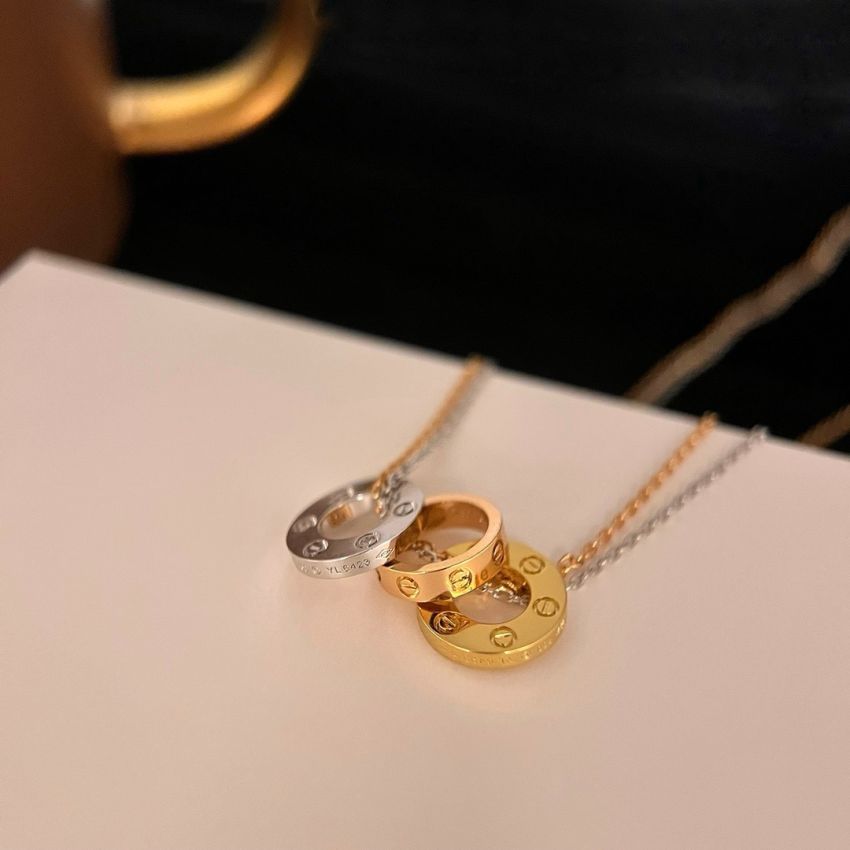 Ca*t1er Necklace