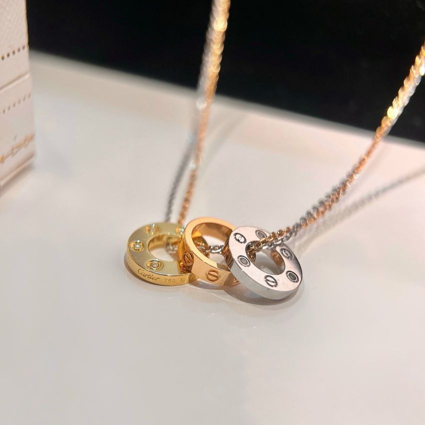 Ca*t1er Necklace