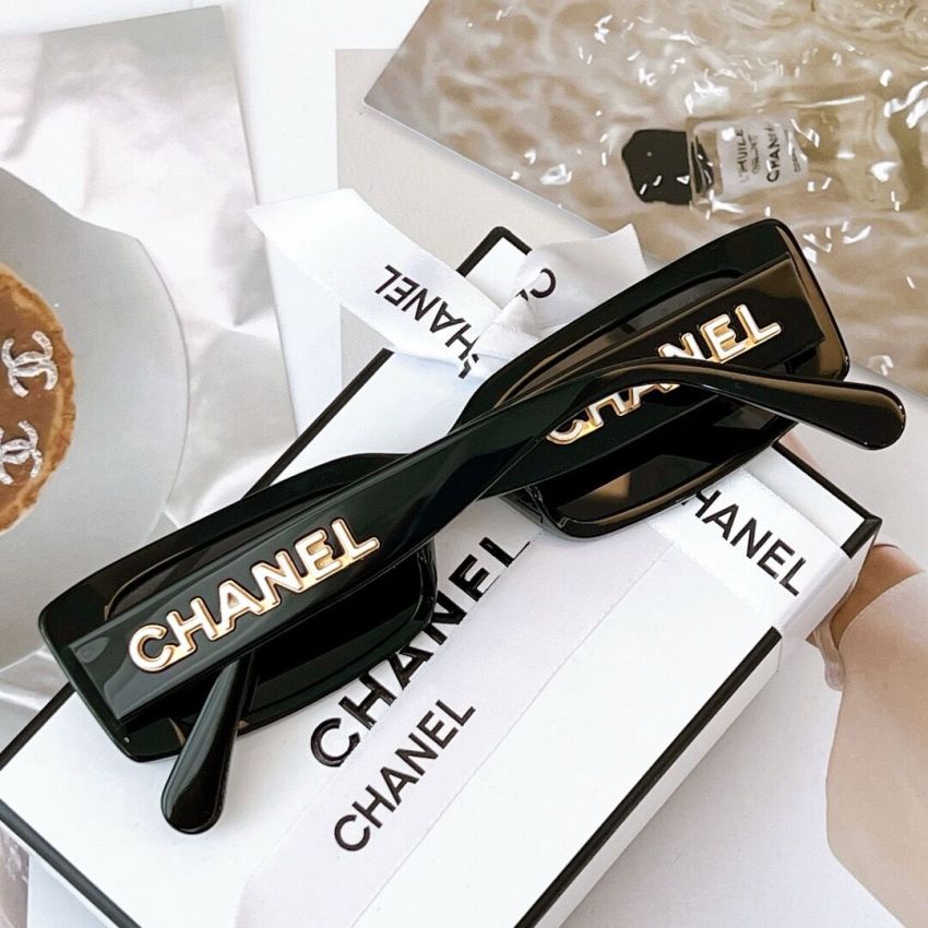 Ch**el Sunglasses