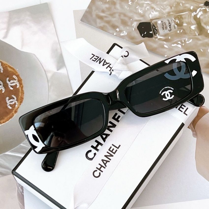 Ch**el Sunglasses