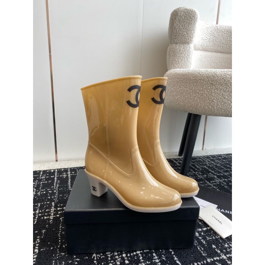Ch**el Rain Boots