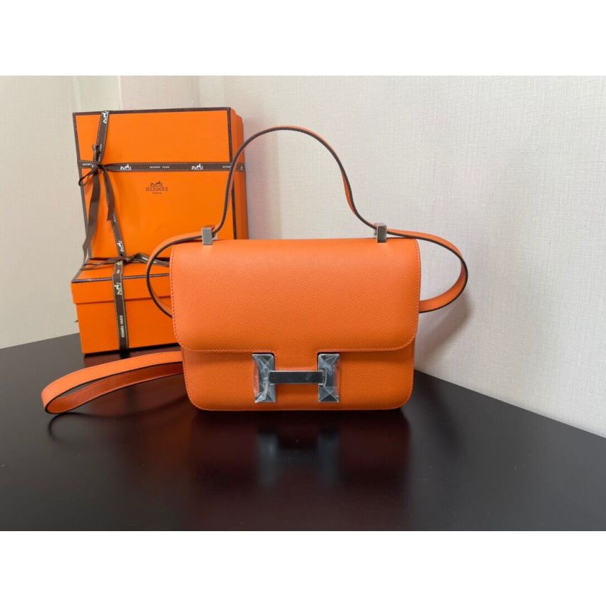 H**me5 Constance 18 / 24 in Epsom Leather
