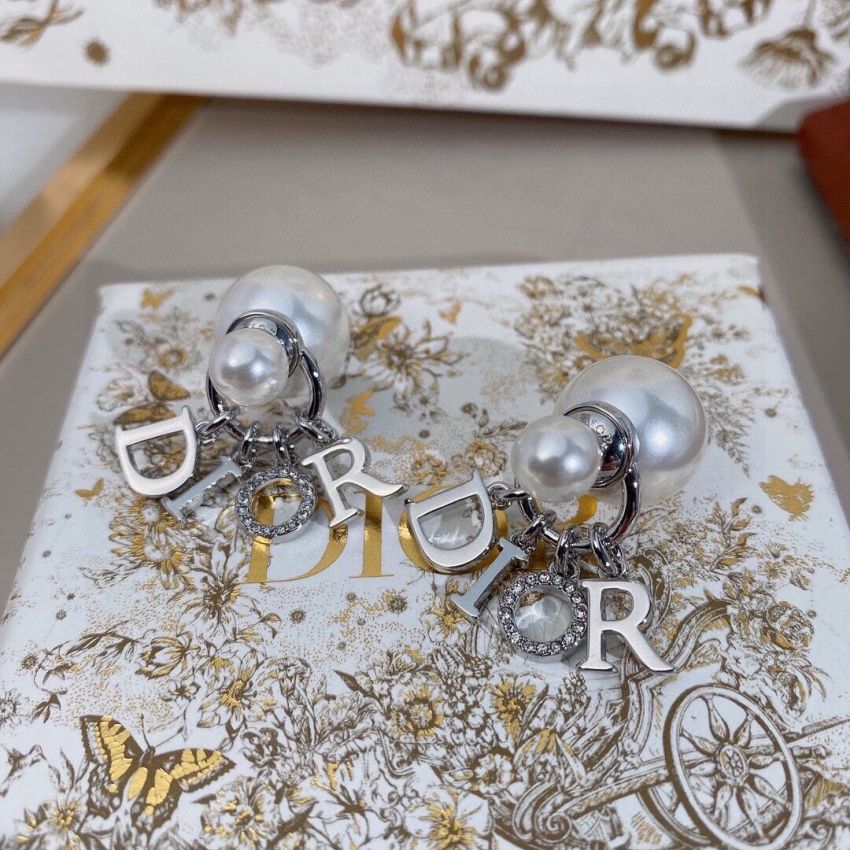 Chr1st1an D10r Earrings